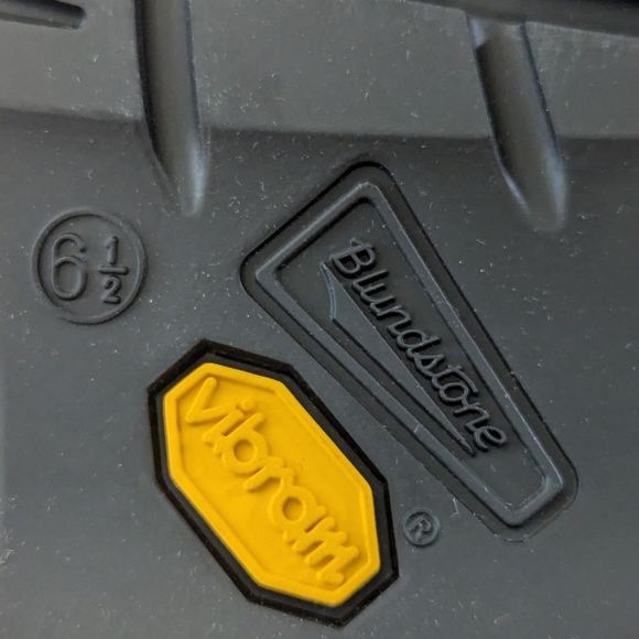 Blundstone Olive Green Chelsea Winter Boots - Picture 13 of 15